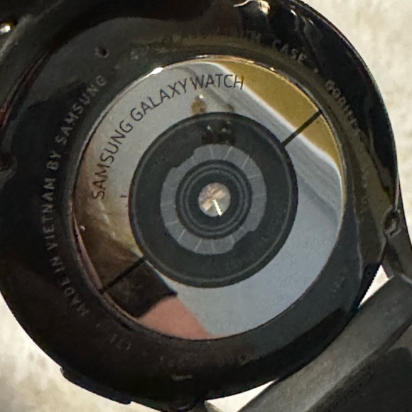 Samsung Galaxy Watch 40mm - Picture 3 of 4